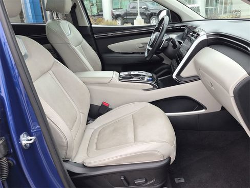 Used 2024 Hyundai Tucson Limited image 25
