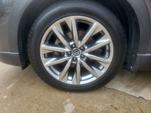 Used 2017 MAZDA CX-9 Signature image 29