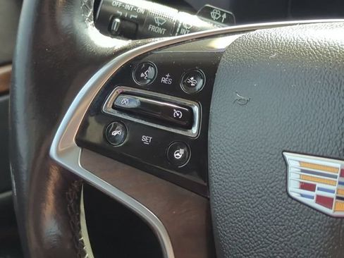 Used 2017 Cadillac Escalade Luxury AWD/4WD image 15