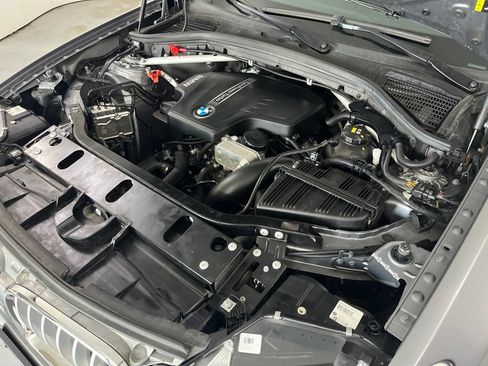 Used 2017 BMW X3 xDrive28i AWD/4WD image 11