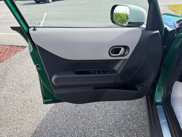 Used 2025 MINI Cooper S FWD image 11