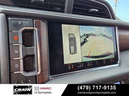 Used 2024 GMC Yukon Denali Ultimate AWD/4WD image 17