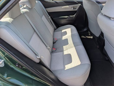 Used 2014 Toyota Corolla LE FWD image 5
