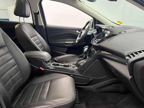 Used 2016 Ford Escape Titanium w/ Equipment Group 301A FWD image 19