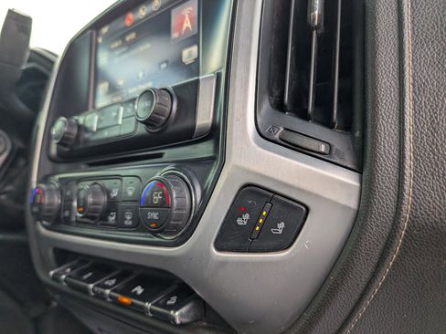 Used 2015 GMC Sierra 2500 SLE w/ SLE Preferred Package image 17