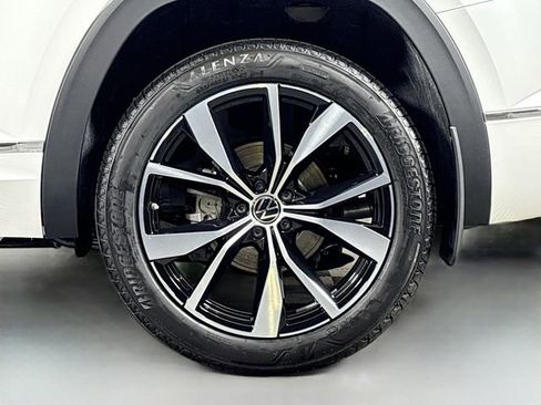 New 2026 Volkswagen Atlas SEL Premium R-Line AWD/4WD image 34