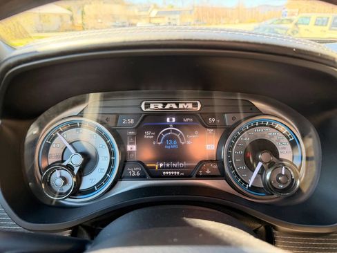Used 2019 RAM 1500 Limited AWD/4WD image 13