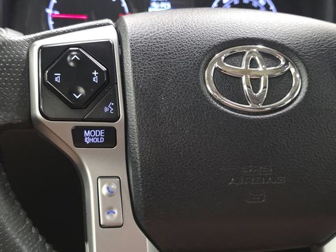 Used 2021 Toyota 4Runner SR5 Premium w/ Moonroof Package AWD/4WD image 30