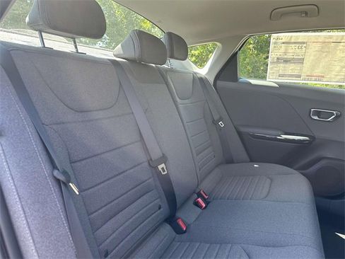 New 2025 Kia K4 EX image 24