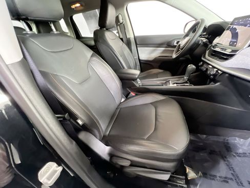 Used 2022 Jeep Compass Latitude image 26