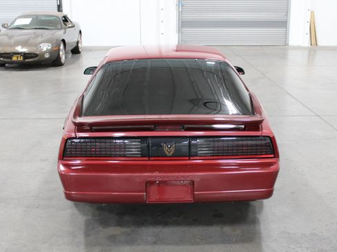 Used 1989 Pontiac Firebird Trans Am RWD image 5