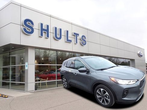 Certified 2025 Ford Escape Platinum image 3