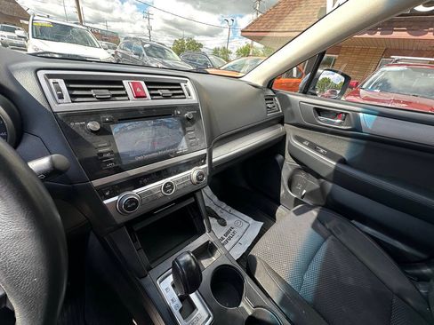 Used 2017 Subaru Outback 2.5i Premium AWD/4WD image 15
