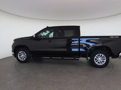 Used 2023 Chevrolet Silverado 1500 LT AWD/4WD image 8
