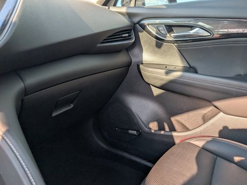 Used 2023 Buick Envision Essence w/ Technology Package I image 30