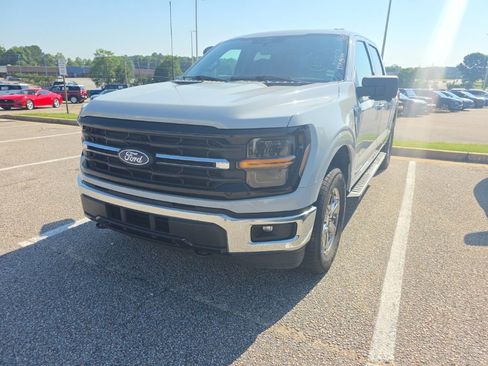Used 2024 Ford F150 XLT w/ Mobile Office Package AWD/4WD image 4