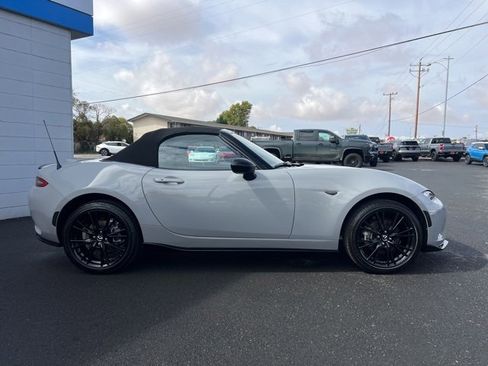 Used 2024 MAZDA MX-5 Miata Club image 23