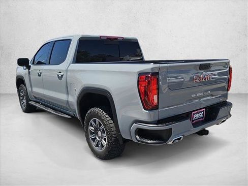 Used 2024 GMC Sierra 1500 AT4 w/ Technology Package AWD/4WD image 8
