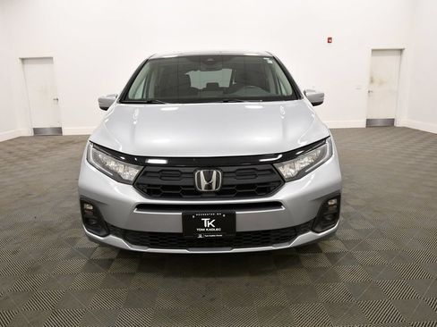 Certified 2025 Honda Odyssey EX-L image 11