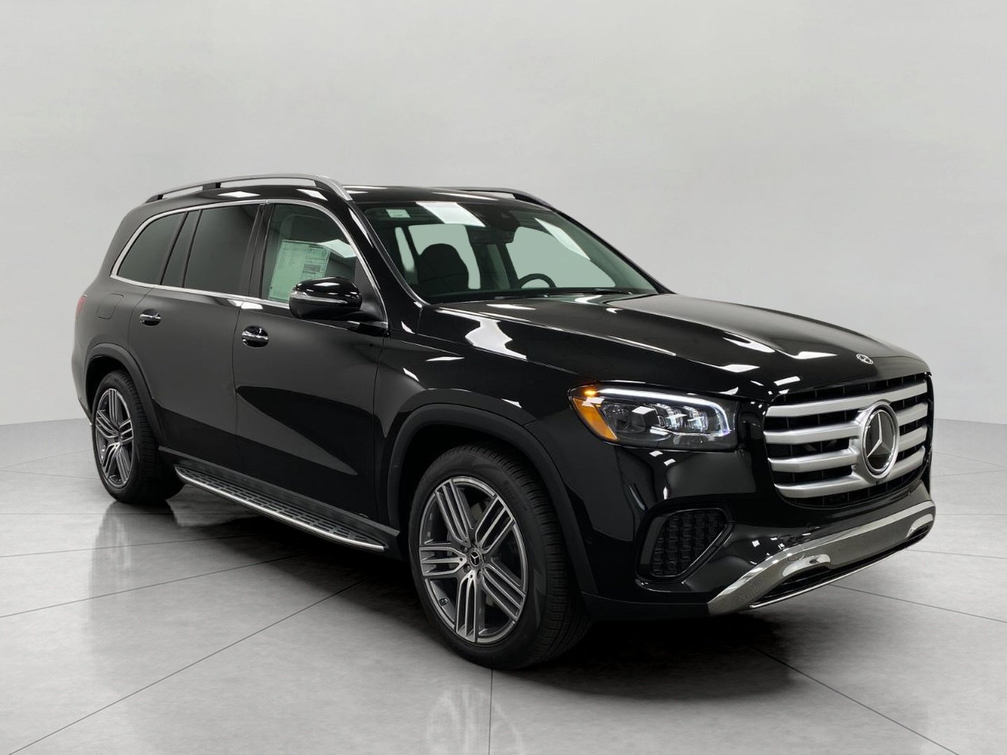 New 2026 Mercedes-Benz GLS 450 4MATIC image 1