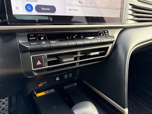 Used 2025 Toyota Camry XSE image 22