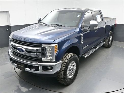Used 2019 Ford F250 XLT w/ XLT Premium Package image 36