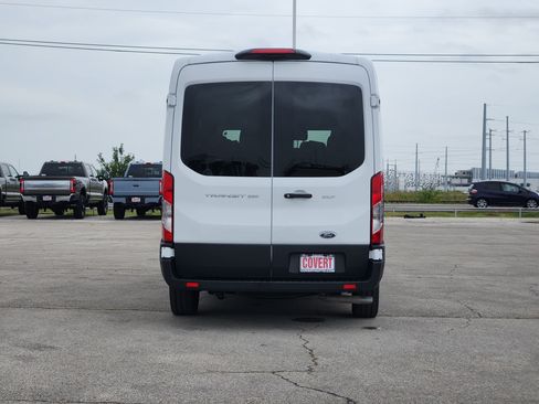 Used 2025 Ford Transit 350 XLT RWD image 6