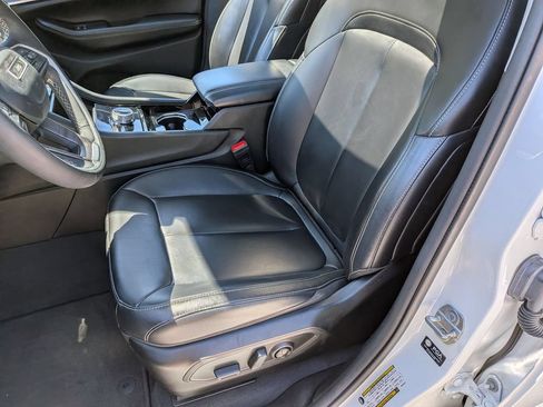 Used 2023 Jeep Grand Cherokee L Limited AWD/4WD image 25