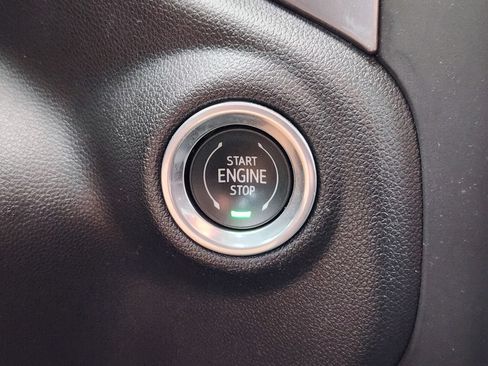 Used 2022 Chevrolet Silverado 1500 Custom RWD image 17