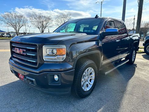 Used 2015 GMC Sierra 1500 SLT w/ All-Terrain Package image 8