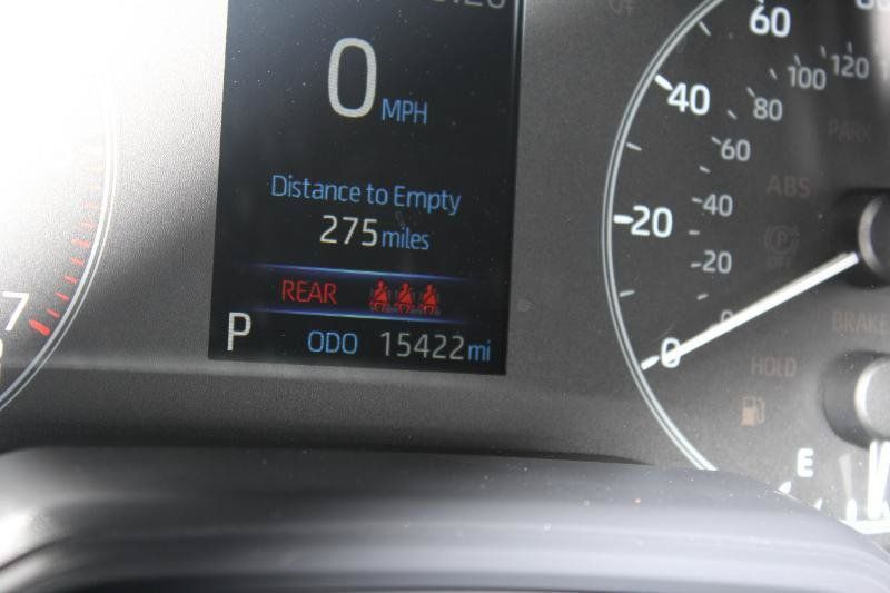 Used 2025 Toyota Corolla LE FWD image 28