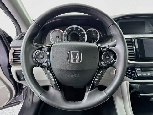 Certified 2017 Honda Accord EX-L image 11