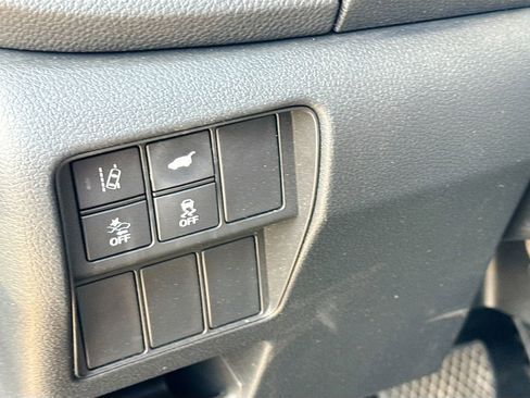 Used 2020 Honda CR-V Touring image 11