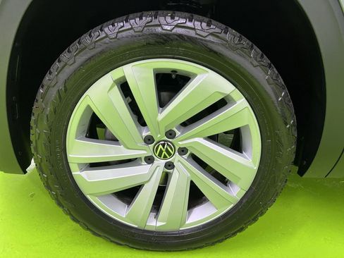 Used 2021 Volkswagen Atlas SEL AWD/4WD image 15