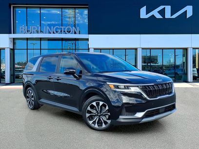 Certified 2024 Kia Carnival EX