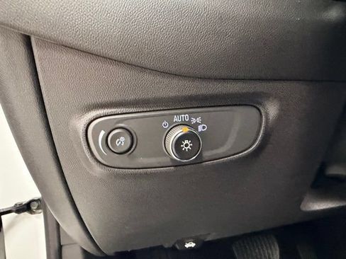 Certified 2023 Chevrolet Equinox RS AWD/4WD image 24