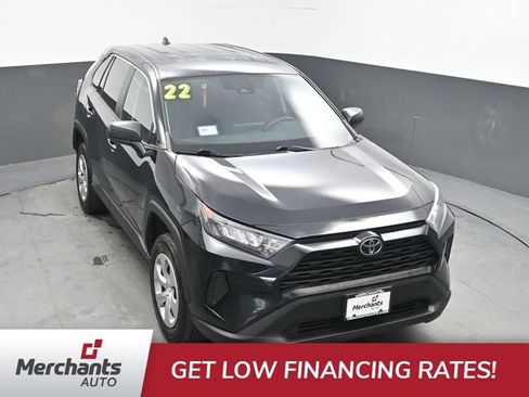 Used 2022 Toyota RAV4 LE w/ Carpet Mat Package (TMS) AWD/4WD image 32