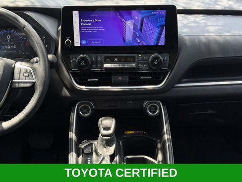 Certified 2025 Toyota Grand Highlander AWD image 23