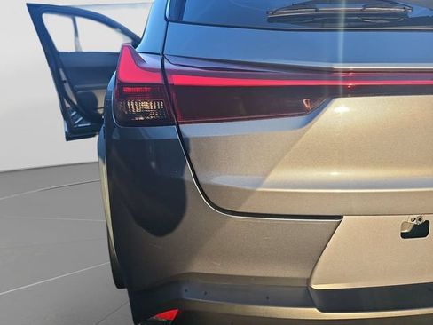 Used 2020 Lexus UX 250h w/ Accessory Package 2 AWD/4WD image 34