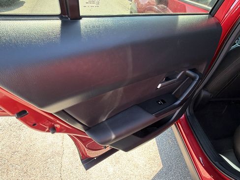 Used 2025 MAZDA CX-50 AWD 2.5 S w/ Premium Package image 23