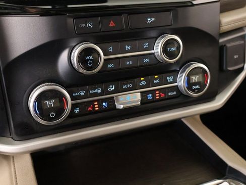 Used 2024 Ford Expedition Max Limited image 8