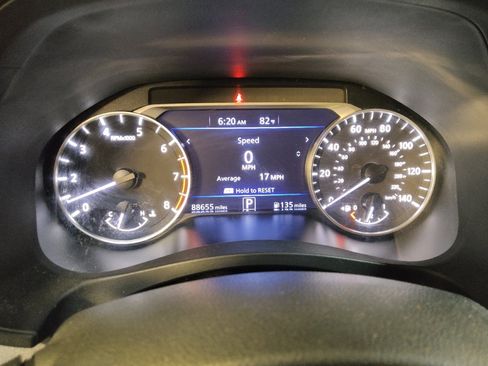 Used 2023 Nissan Altima 2.5 SR FWD image 23