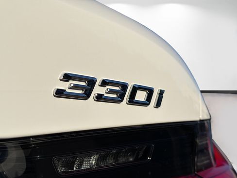New 2026 BMW 330i Sedan w/ Premium Package image 11