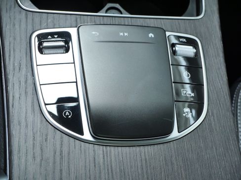 Certified 2021 Mercedes-Benz GLC 300 4MATIC w/ Premium Package image 26