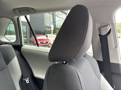 Used 2019 Toyota RAV4 XLE FWD image 20