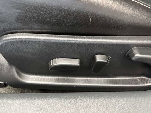 Used 2012 Nissan Altima 3.5 SR w/ Technology Pkg image 23