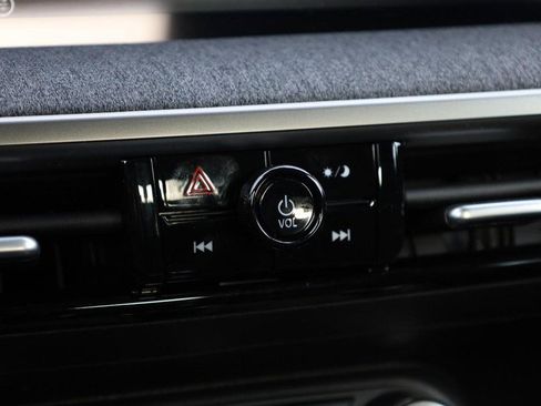 New 2026 Nissan Kicks S image 13