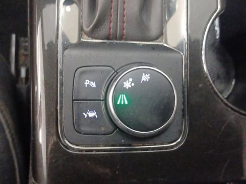 Used 2019 Chevrolet Blazer RS FWD image 30