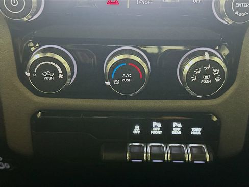 Used 2025 RAM 1500 Tradesman w/ Night Edition image 18