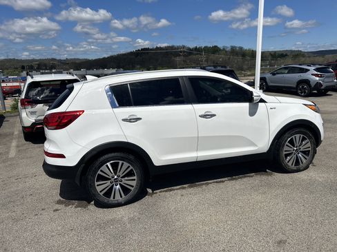 Used 2016 Kia Sportage EX w/ EX Premium Package image 5